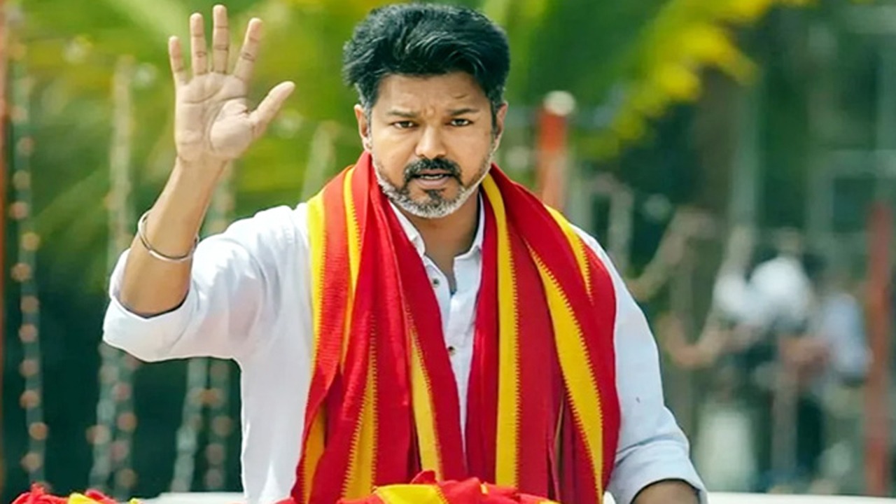 ইন্ডিয়া জোটের বিক্ষোভে যোগ দিল থালাপতি বিজয়ের দল