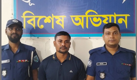 কুড়িগ্রামে ভুয়া ডিবি পুলিশ পরিচয়দানকারী গ্রেফতার