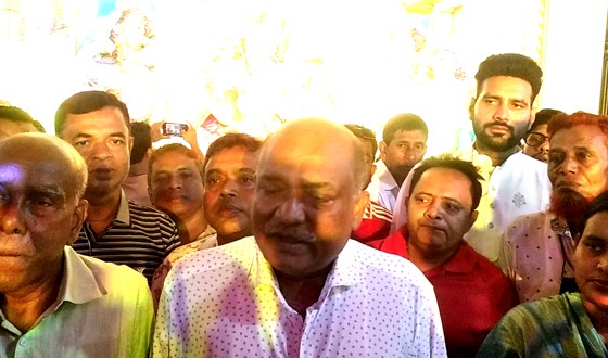 বাজিতপুরে সংসদ সদস্যের দূর্গাপূজায় পরিদর্শন ও সহযোগীতা প্রদান
