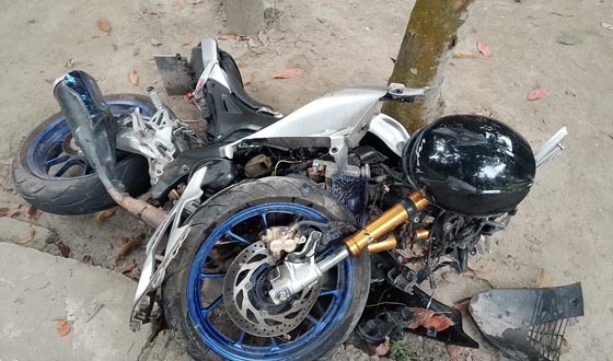গজারিয়ায় মোটরসাইকেল দুর্ঘটনায় নিহত ১, আহত ১