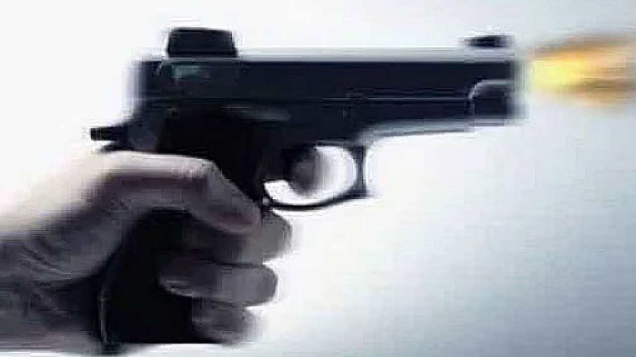 দেশজুড়ে বাড়ছে অস্ত্রধারী সন্ত্রাসী