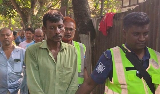 অটোরিকশার আড়ালে মাদক ব্যবসা, একাধিক মামলার আসামি গ্রেফতার