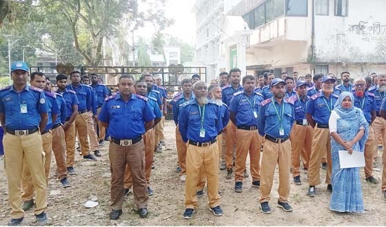 চিরিরবন্দরে গ্রাম পুলিশ সমাবেশ অনুষ্ঠিত