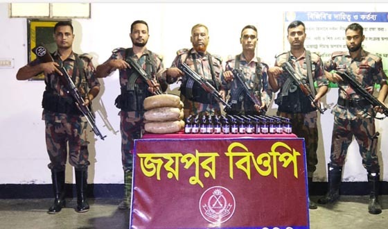 দৌলতপুর সীমান্তে বিজিবির অভিযানে ভারতীয় মাদকদ্রব্য উদ্ধার