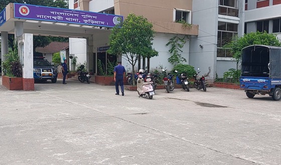 নাগেশ্বরীতে ৫ম শ্রেণির ছাত্রীকে ধর্ষণ চেষ্টায় শিক্ষক আটক