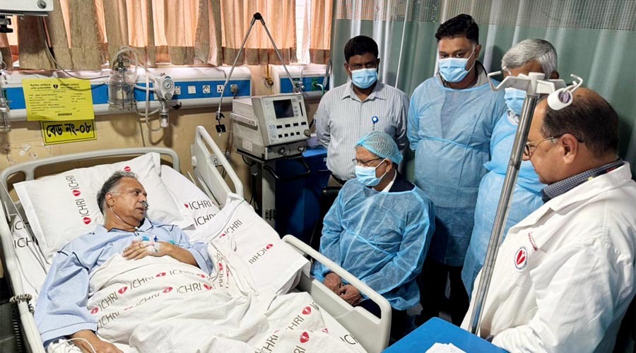 জ্বালানিমন্ত্রী টুকুকে দেখতে হাসপাতালে রাষ্ট্রপতি
