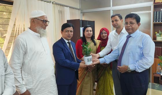 সবুজ ও পরিচ্ছন্ন বাবুগঞ্জ গড়তে উপজেলা প্রশাসনের উদ্যোগ