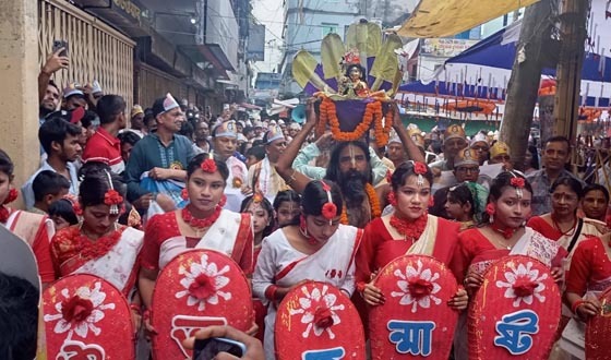 মাধবপুরে আনন্দঘন পরিবেশে শ্রীকৃষ্ণের জন্মাষ্টমী পালিত