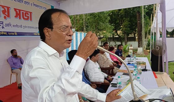 শিক্ষার মান বাড়াতে স্কুলে সিসি ক্যামেরা নিশ্চিত করতে হবে: ত্রানমন্ত্রী