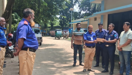 কালীগঞ্জে গ্রাম পুলিশদের সাপ্তাহিক হাজিরা ও বিশেষ সম্মাননা প্রদান