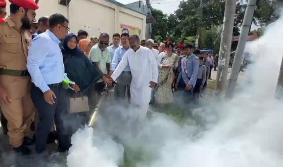 পাবনায় তিন মাসব্যাপী ডেঙ্গু প্রতিরোধ ও পরিচ্ছন্নতা অভিযান