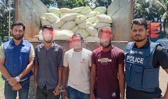 মৌলভীবাজারে ভারতীয় ফুচকাসহ গ্রেপ্তার ৩