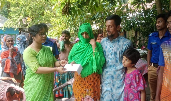 পানিতে ডুবে দুই শিশুর মৃত্যু, ২ পরিবারকে ইউএনওর সহায়তা
