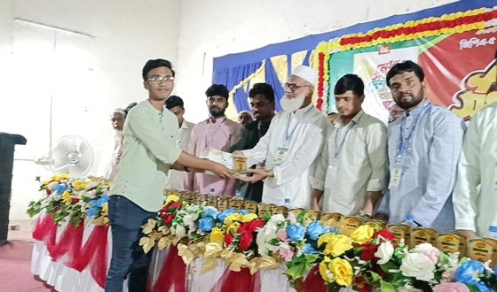 কালীগঞ্জ জিপিএ-৫ শিক্ষার্থীদের সংবর্ধনা