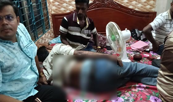 বৃক্ষ মেলায় পরিবার, ফাঁকা বাড়িতে দুর্র্ধষ চুরি