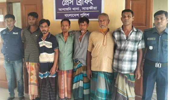আশাশুনিতে পুলিশের অভিযানে গ্রেফতার ৬