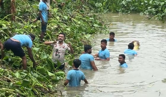 দৌলতখানে পরিষ্কার পরিচ্ছন্নতা অভিযান