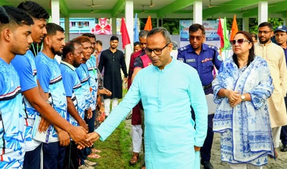 চাঁদপুরে কমিউনিটি পুলিশ কাবাডি চ্যাম্পিয়নশিপের উদ্বোধন