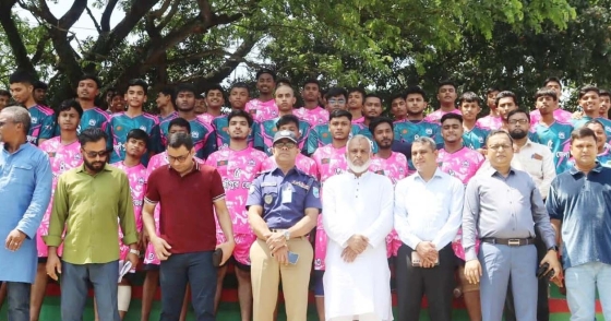কালীগঞ্জ থানা কমিউনিটি পুলিশের বালক দল সেমি ফাইনালে