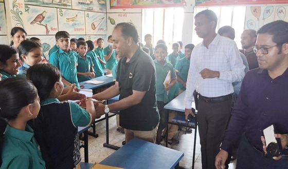 কলমাকান্দা মডেল সরকারি প্রাথমিক বিদ্যালয়ে ডেপুটি স্পিকারের আকস্মিক পরিদর্শন