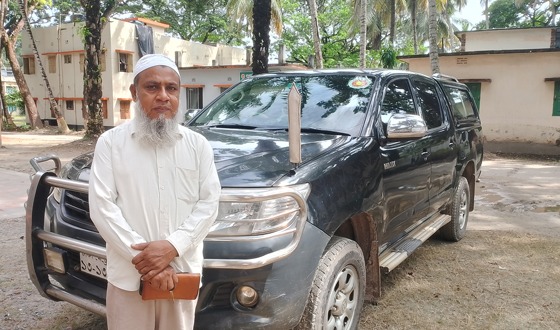 প্রায় এক বছর বেতন নেই, কৃষি বিভাগের গাড়ি চালকদের মানবেতর জীবন