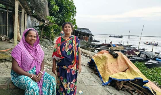 ব্রহ্মপুত্র নদে মাছের আকাল, পেশা বদলাতে বাধ্য হচ্ছেন জেলেরা