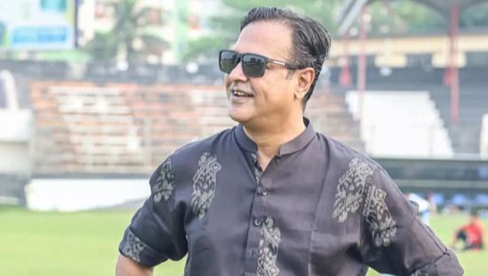 এবার বিপিএল এ গাইবেন আসিফ আকবর