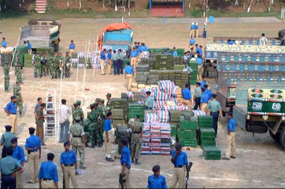 দশ ট্রাক অস্ত্র মামলায় বাবরসহ ৬ আসামি খালাস