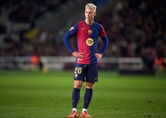 ওলমোকে নিয়ে অনিশ্চয়তায় বার্সা