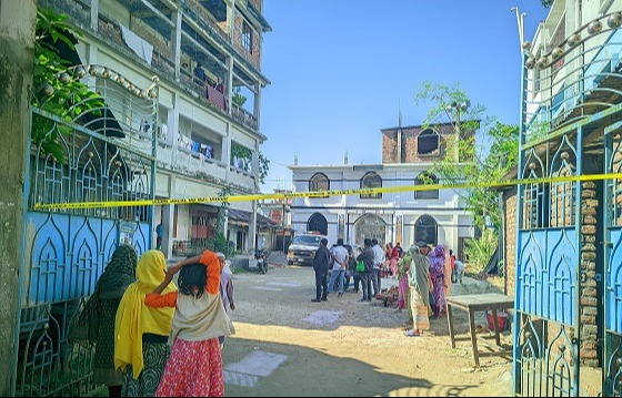 মাদ্রাসার শিশুকে বলৎকারের পরে হত্যা গ্রেফতার ২