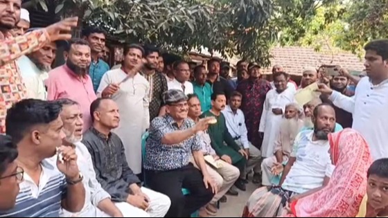 তালায় অসুস্থ বিএনপি নেতাকে দেখতে গেলেন সাবেক এমপি হাবিব