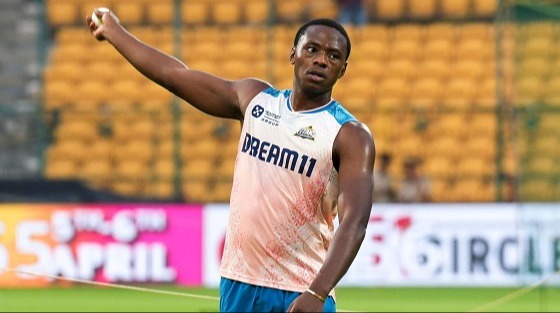 আইপিএল রেখে দেশের পথে রাবাদা