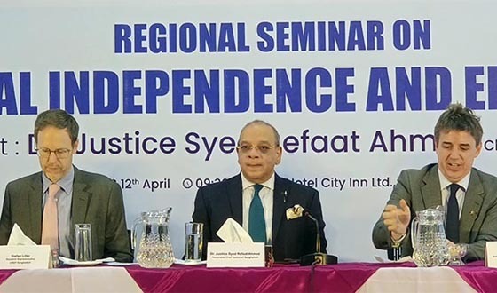 পৃথক সচিবালয়ের জন্য অধ্যাদেশ তৈরির কাজ দ্রুত এগিয়ে চলছে : প্রধান বিচারপতি