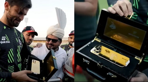 স্বর্ণের আইফোন উপহার পেলেন শাহীন