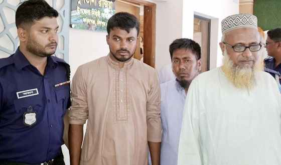 ফরিদগঞ্জে দাখিল পরীক্ষার প্রশ্ন ফাঁস, মাদ্রাসা সুপারসহ আটক ৩