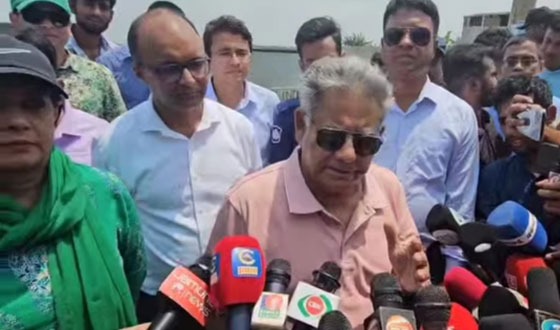 কক্সবাজারের প্রাণ বাঁকখালী নদী পরিদর্শন করলেন দুই উপদেষ্টা