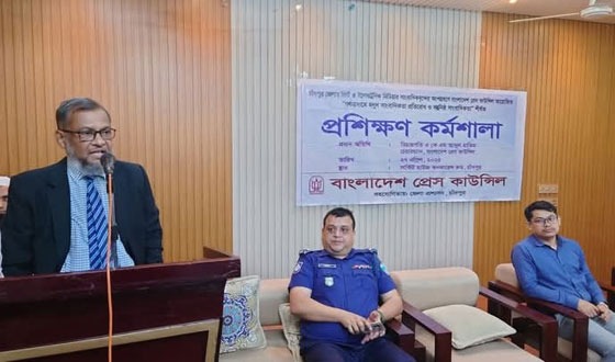 চাঞ্চল্য সৃষ্টি করার জন্য যে সংবাদ পরিবেশন হয়, তা অতিরঞ্জিত ও মিথ্যা সংবাদ