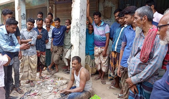 মান্দায় গণপিটুনির শিকার সমবায় সমিতির সভাপতি