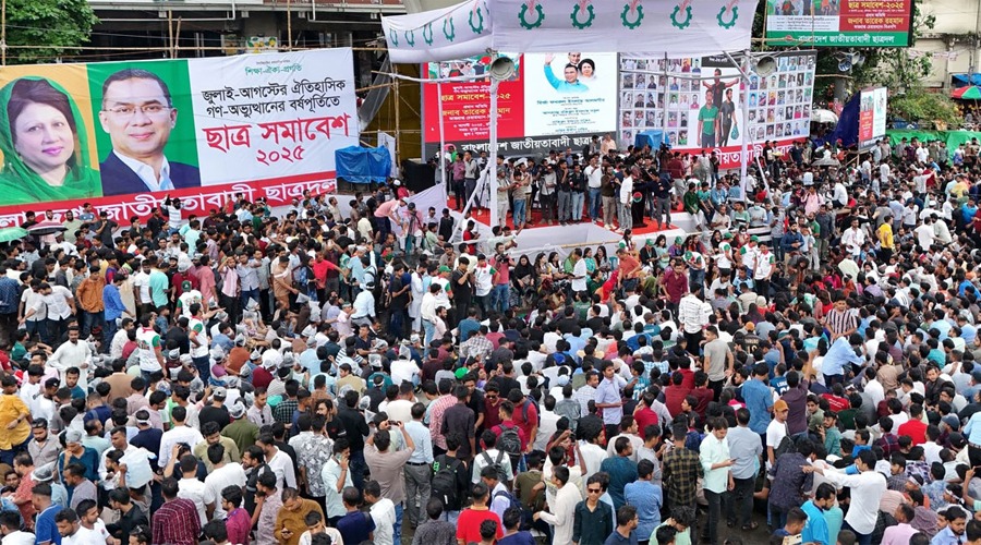 ছাত্রদলকে রুখে দেওয়ার মত ক্ষমতা কারও নেই: সমাবেশে সভাপতি রাকিবুল