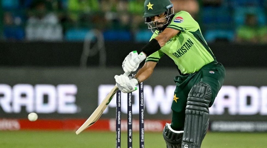 আবারও পাকিস্তানের টি-টোয়েন্টি দলে ফিরছেন বাবর