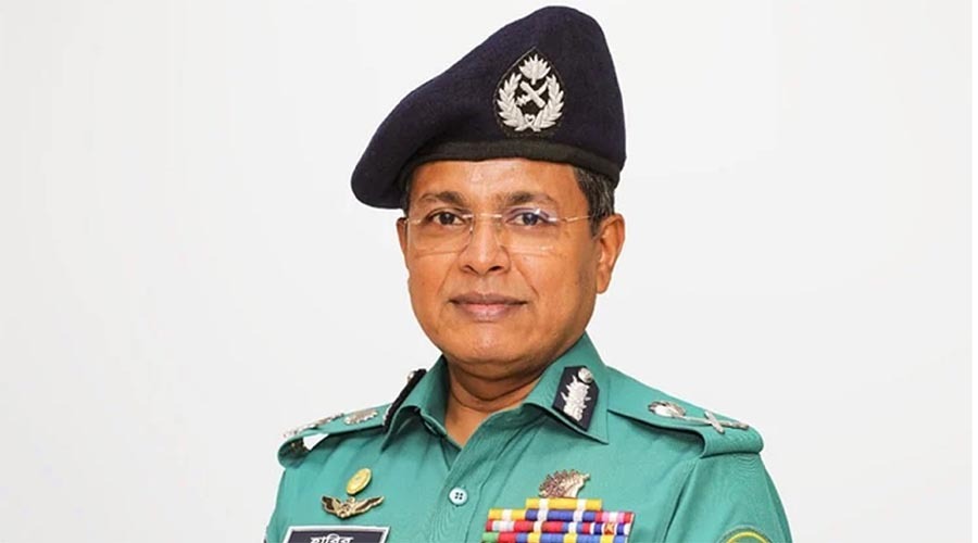 সাবেক ডিএমপি কমিশনারসহ চার পুলিশের বিরুদ্ধে পরোয়ানা