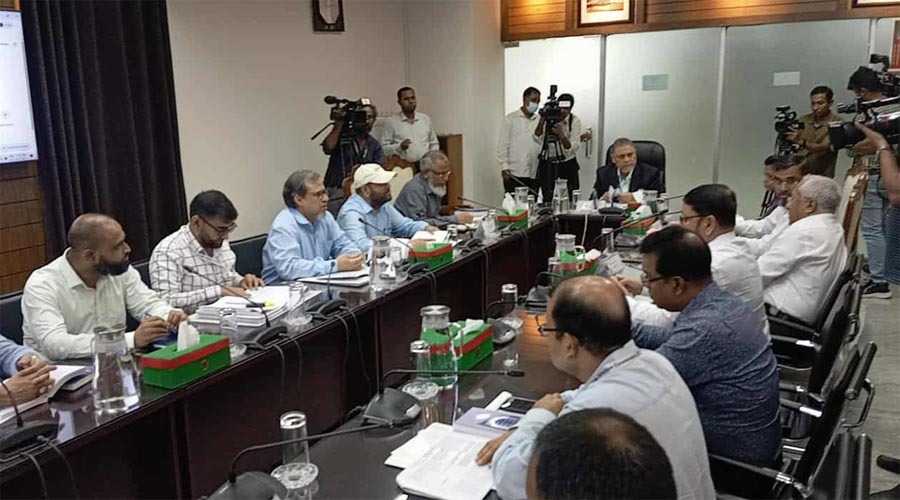 আরপিও চূড়ান্তে নির্বাচন কমিশনের মুলতবি সভা চলছে