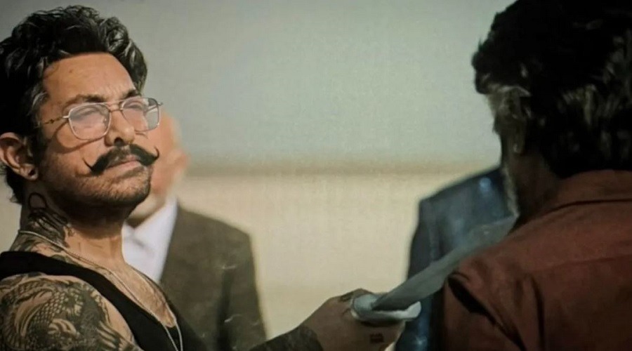 আমির খানকে ‘ভাঁড়’ বলে কটাক্ষ করলেন নেটিজেনরা