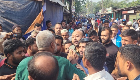 সেতু নির্মাণে চাঁদা দাবির বক্তব্যে এবি পার্টির সম্পাদককে হেনেস্তা