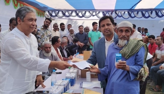 কাপাসিয়ায় ফ্রি মেডিকেল ক্যাম্পেইনে সহস্রাধিক রোগির স্বাস্থ্যসেবা প্রদান