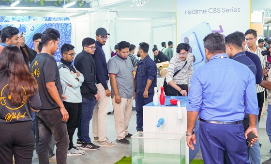 রিয়েলমি সি৮৫-এর অ্যাক্টিভেশন ক্যাম্পেইনে নেক্সট-লেভেল ডিউরেবিলিটি  দেখানো হলো