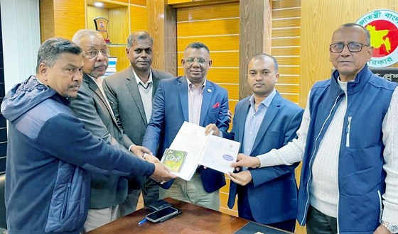 বরিশাল-৪ আসনে বিএনপি মনোনীত প্রার্থীর মনোনয়ন ফরম সংগ্রহ