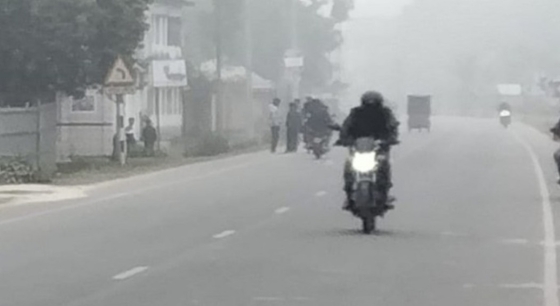 ভূরুঙ্গামারীতে জেঁকে বসেছে শীত,  বিপাকে নিম্ন আয়ের মানুষ