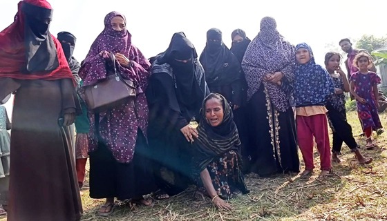 ফরিদগঞ্জে অগ্নিকাণ্ডে পুড়ে গেছে ৬ ব্যবসা প্রতিষ্ঠান, দোকান কর্মচারির মৃত্যু