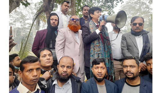 বাগেরহাট-১ আসনের প্রার্থী কপিল কৃষ্ণ মন্ডলের সাথে চিতলমারী উপজেলা নির্বাহী অফিসারের সাক্ষাত